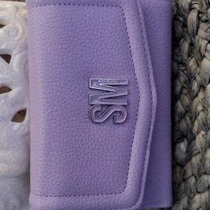 Beautiful light purple Steve Madden wallet 💜